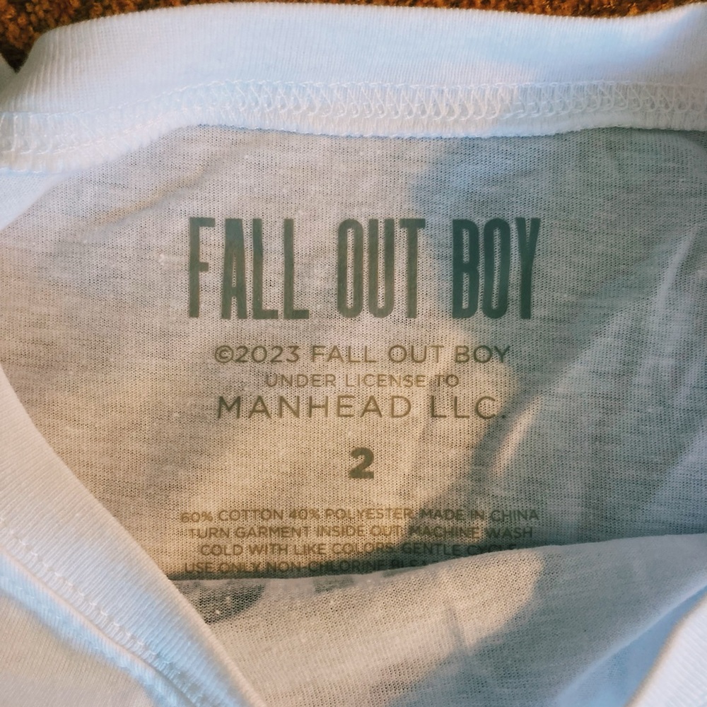 Torrid Fall Out Boy Classic Fit Cotton Crew Tee Size 2 - Picture 4 of 5